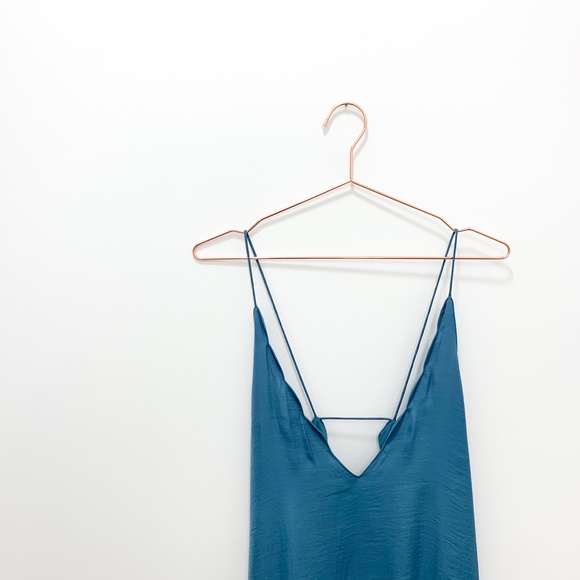 URBAN OUTFITTERS TEAL V-NECK SATIN TOP - Picture 3 of 6